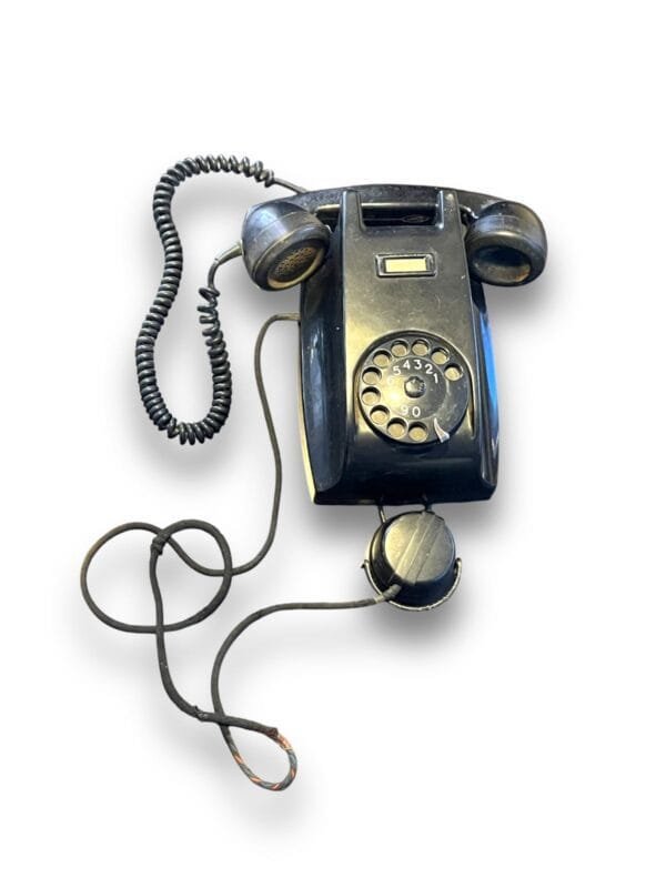 Ptt wall telephone