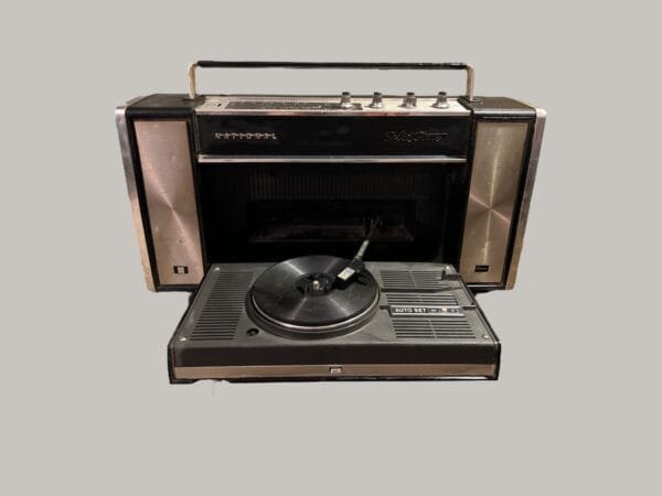 A vintage portable radio & recorder player from the 1970s - image 2