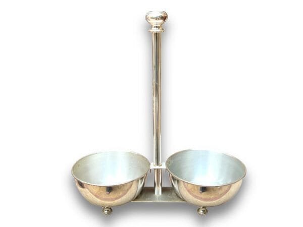 Glass wine carafe stand - image 3