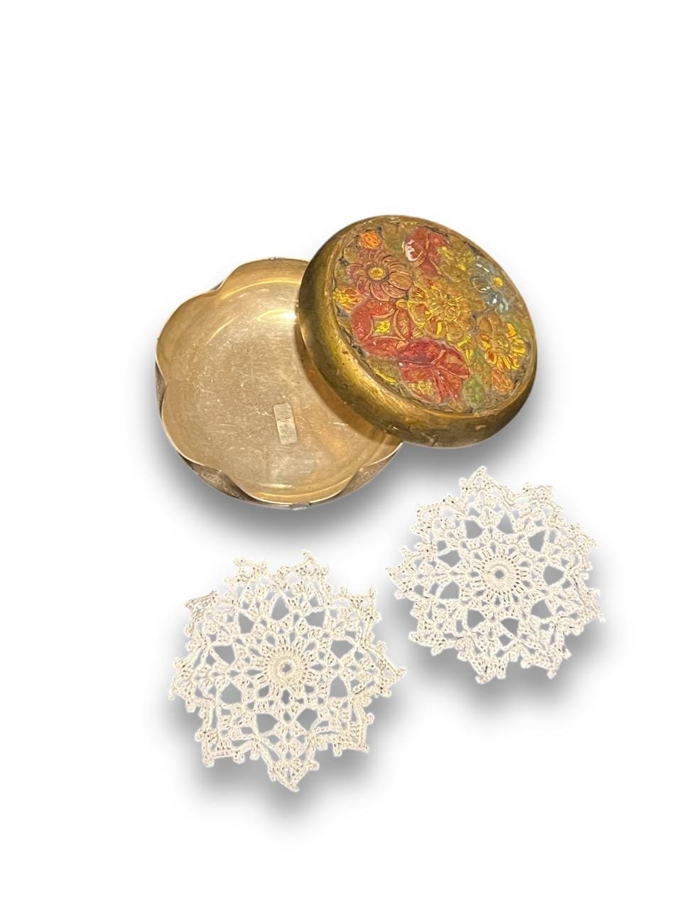 A Vintage Brass Trinket Box 5 A vintage brass trinket box - image 5