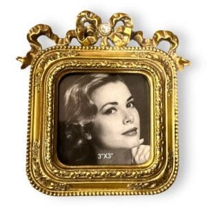 gold photo frame